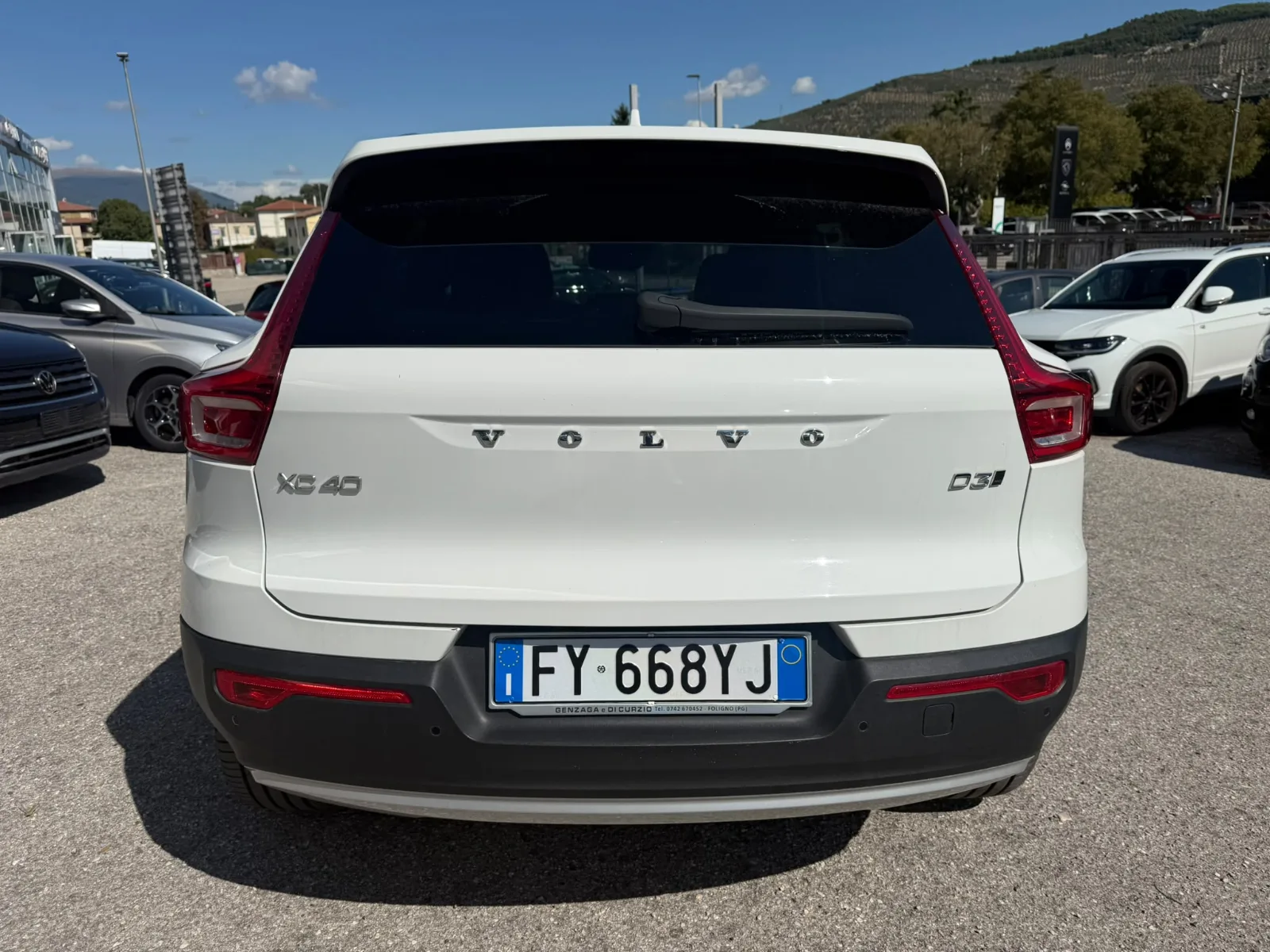 Volvo XC40 — foto 4