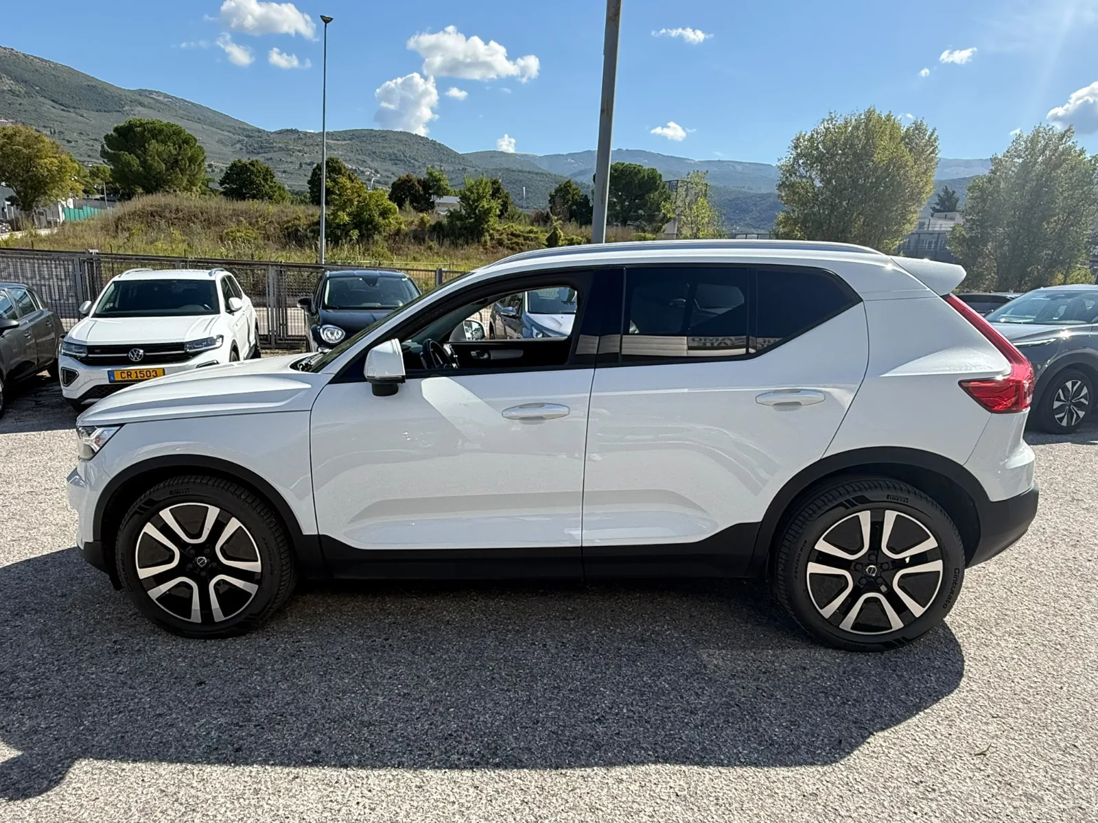 Volvo XC40 — foto 3