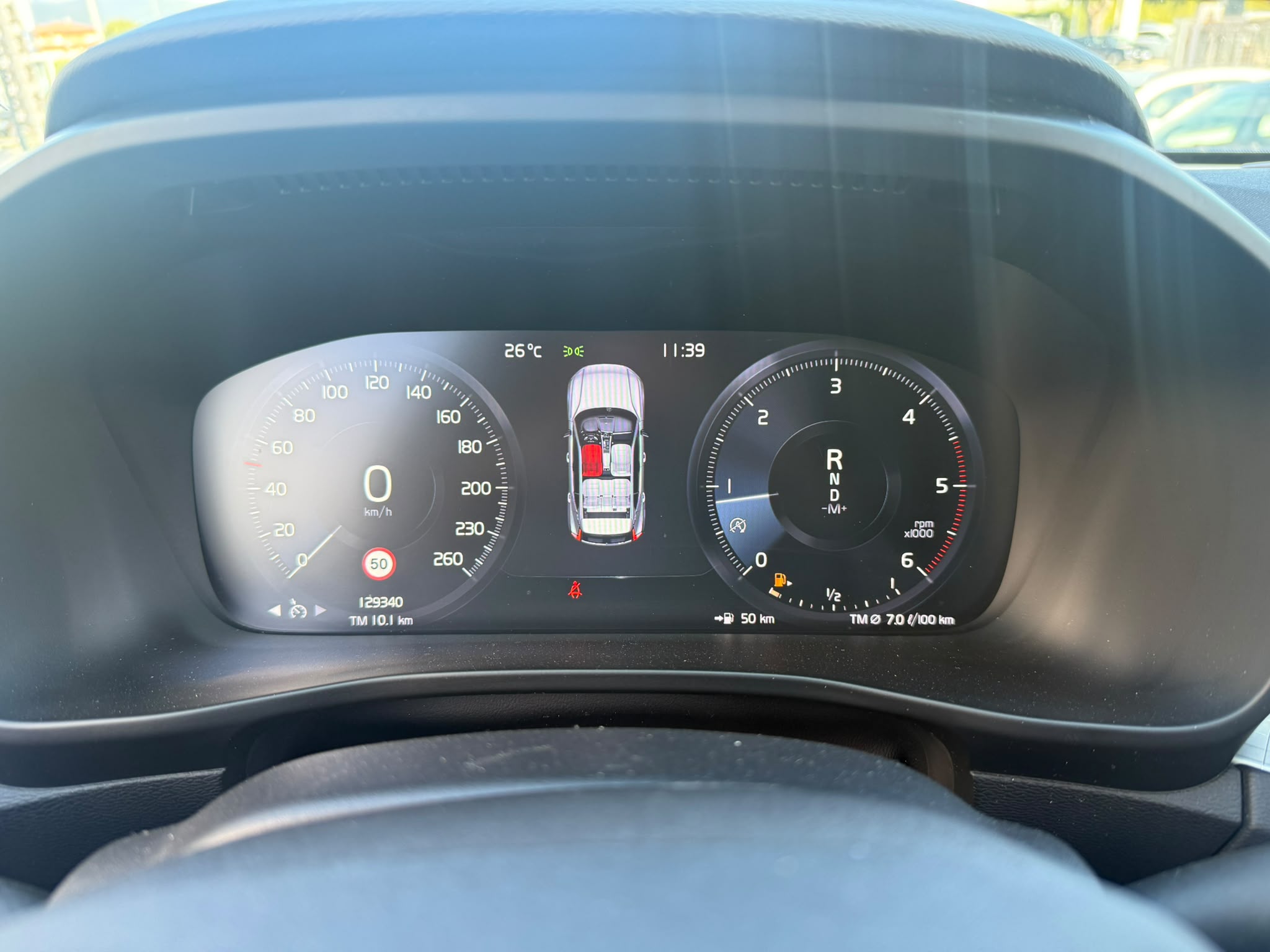 Volvo XC40 — foto 6