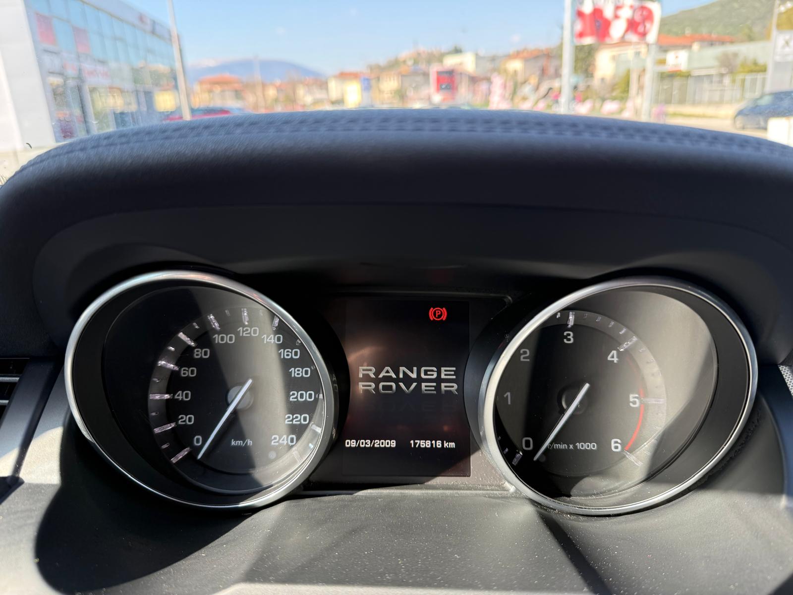 LAND ROVER EVOQUE — foto 6