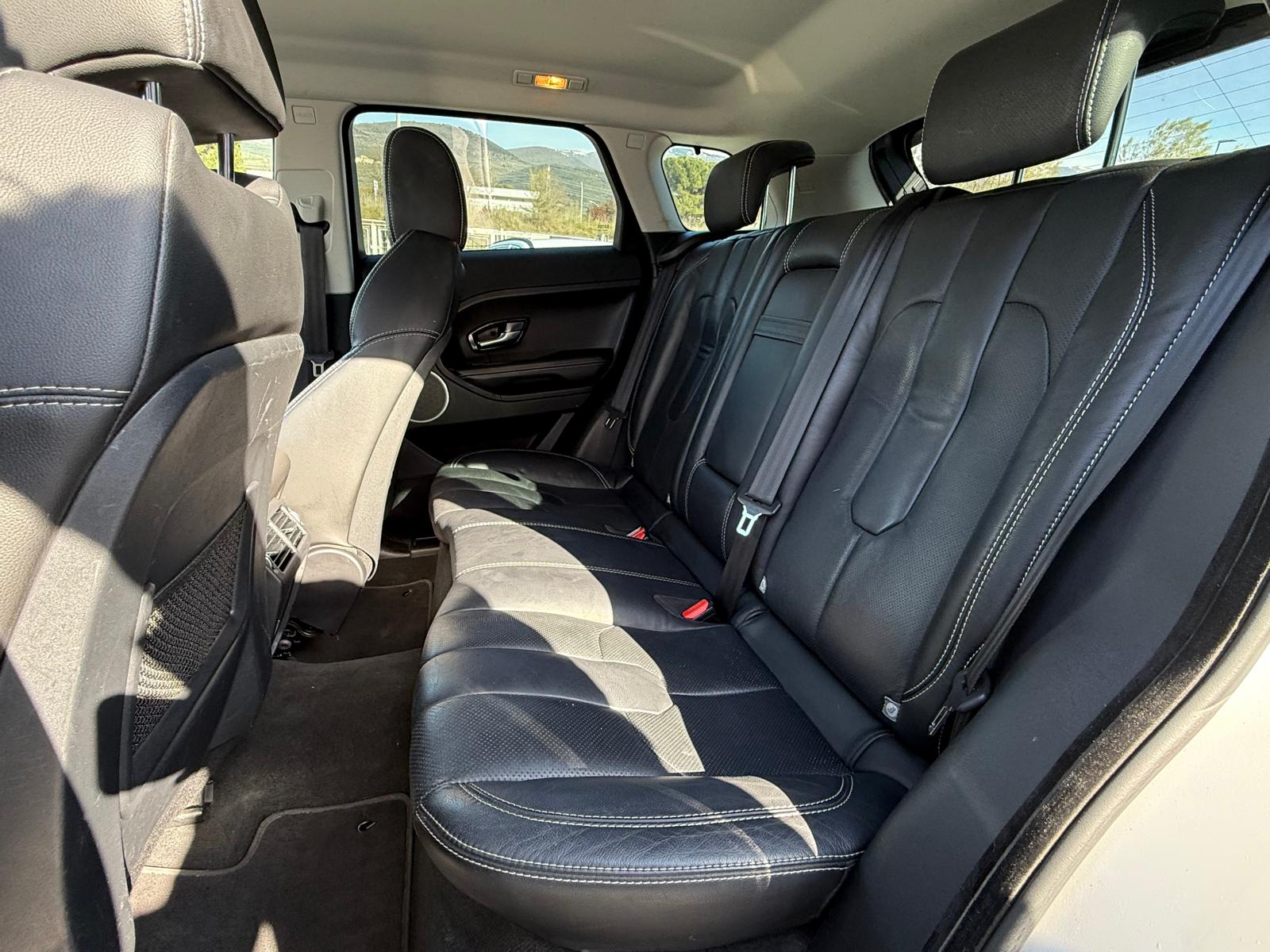 LAND ROVER EVOQUE — foto 9