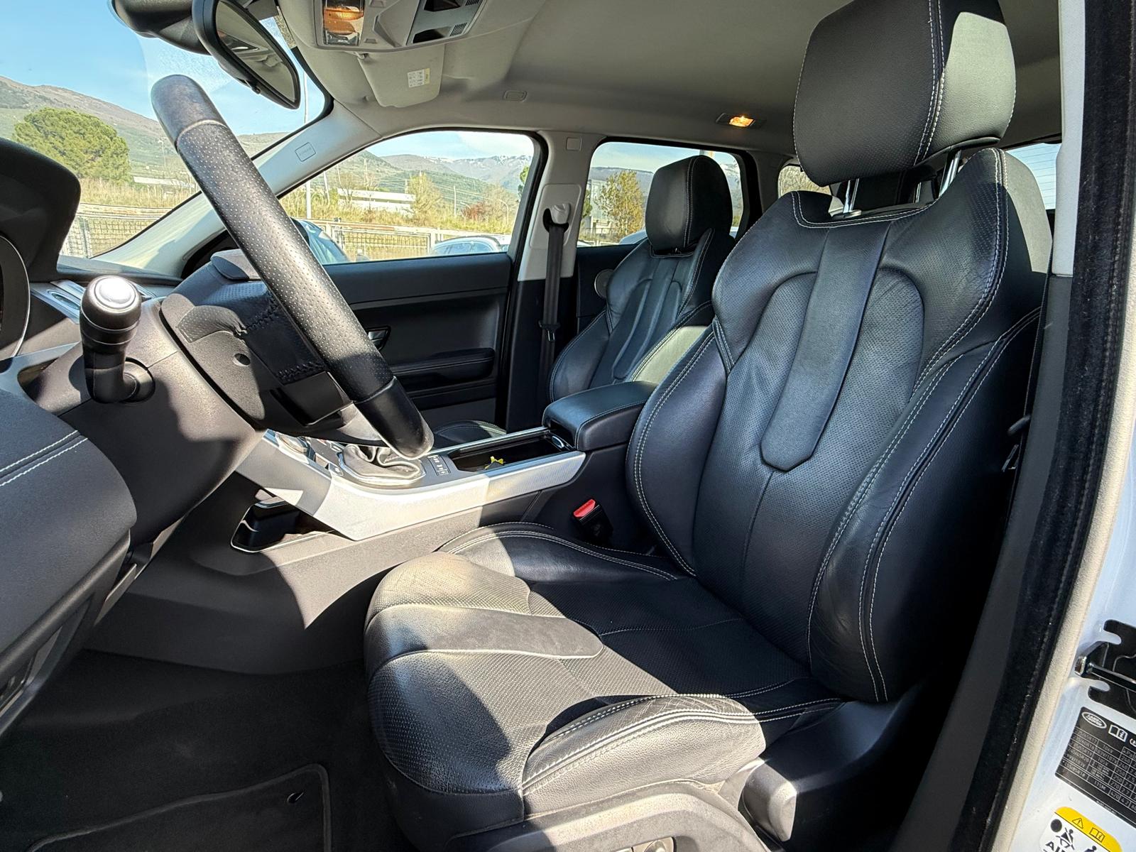 LAND ROVER EVOQUE — foto 7