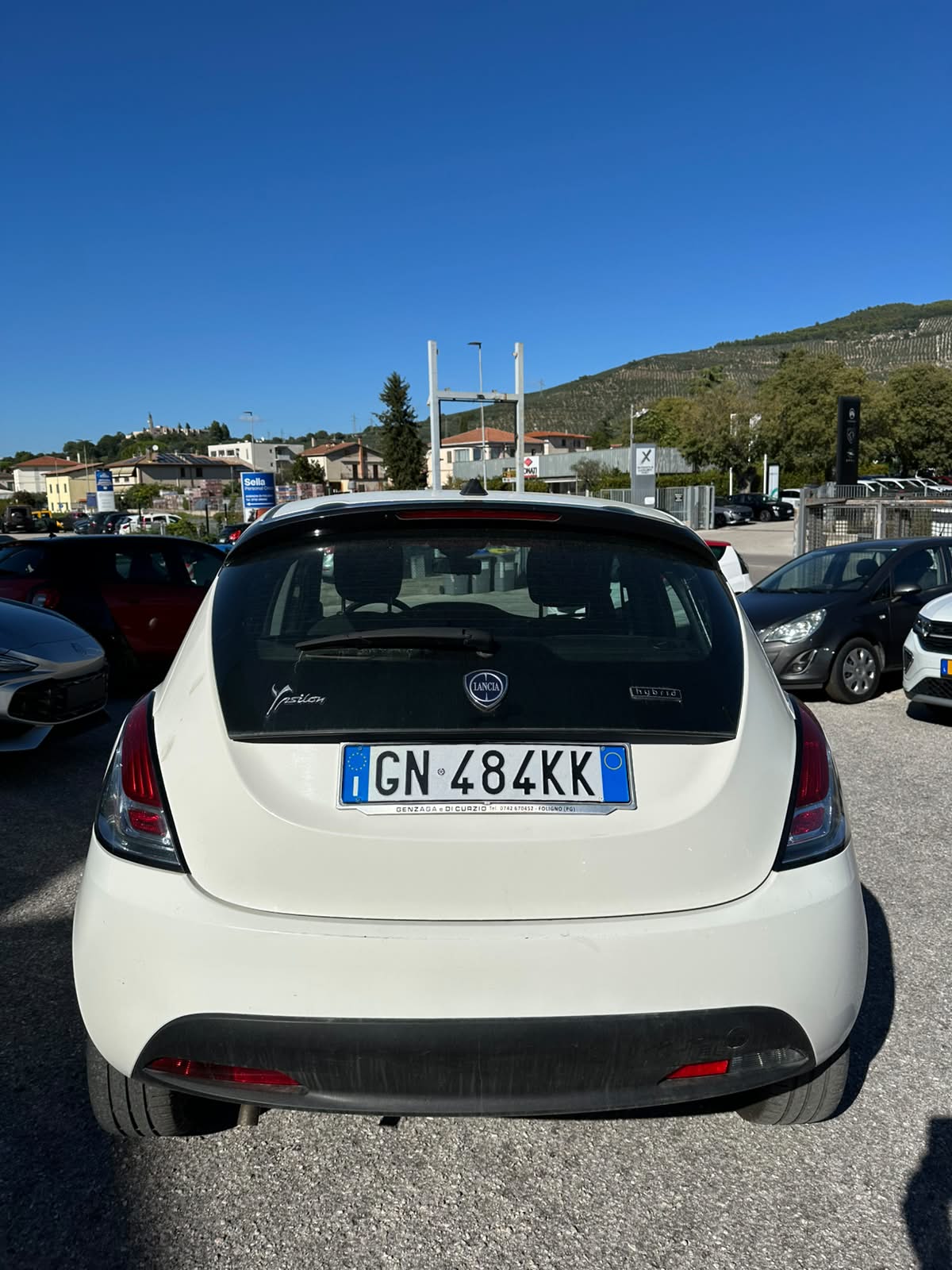 LANCIA Y 1.0 IBRIDA — foto 4