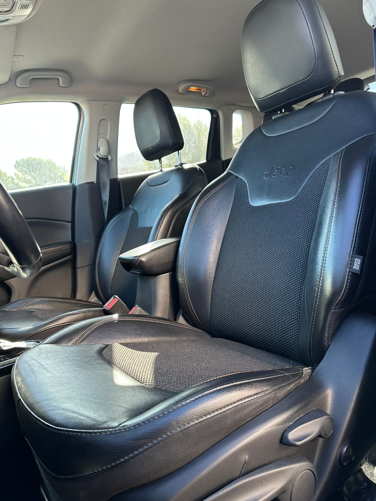 JEEP COMPASS 4X4 LIMITED — foto 11