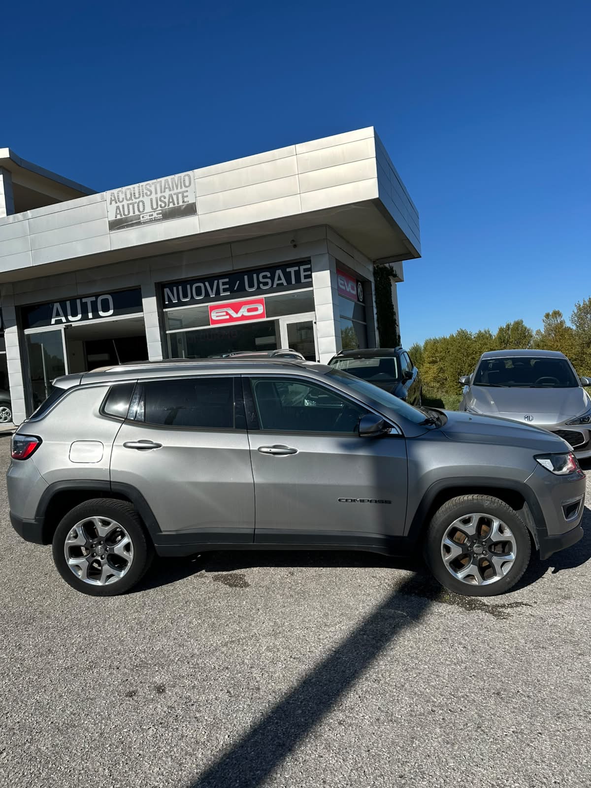 JEEP COMPASS 4X4 LIMITED — foto 2