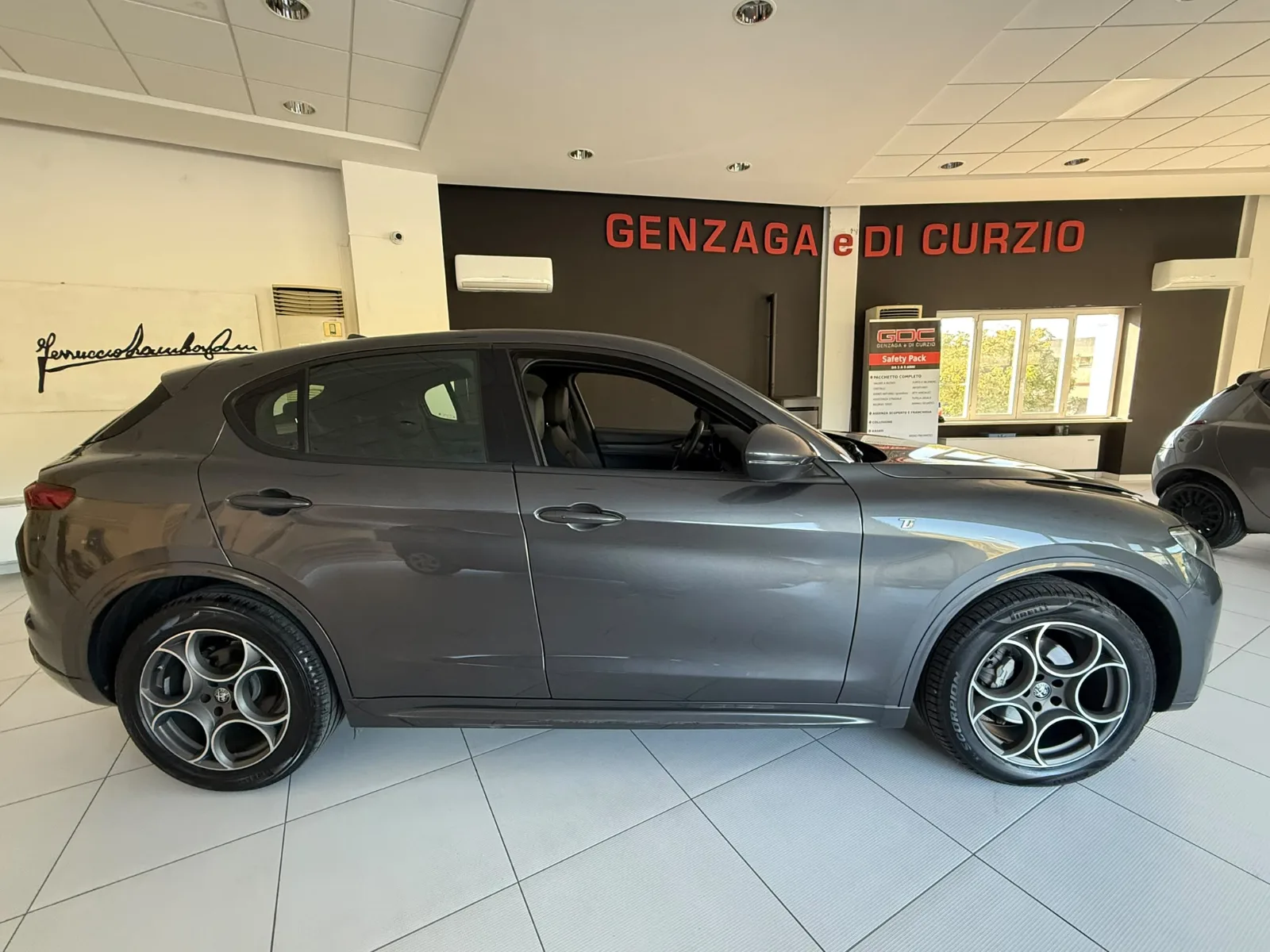 ALFA ROMEO STELVIO — foto 4