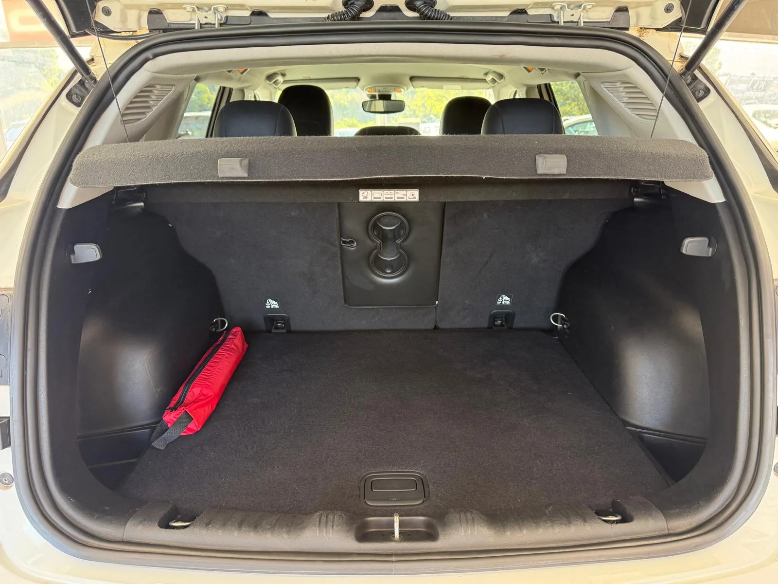 JEEP COMPASS 1.6 LIMITED — foto 12