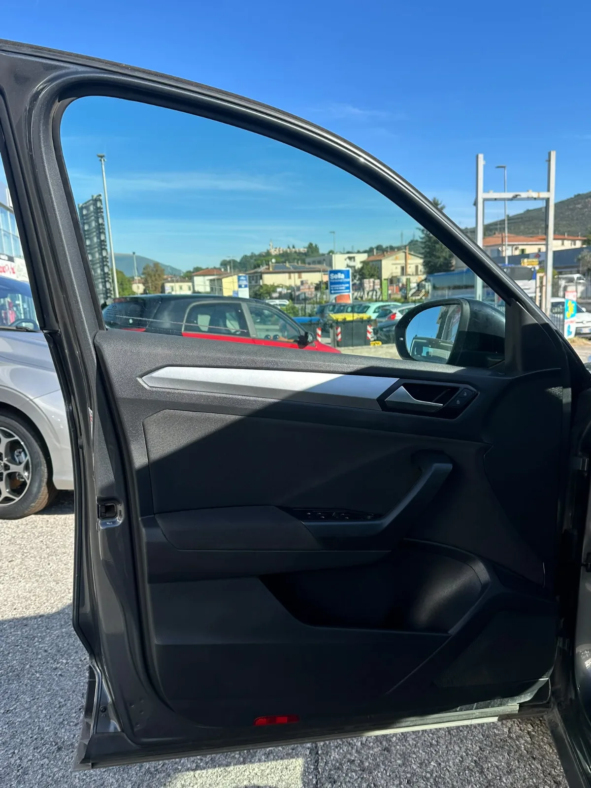 VOLKSWAGEN T-ROCK — foto 8