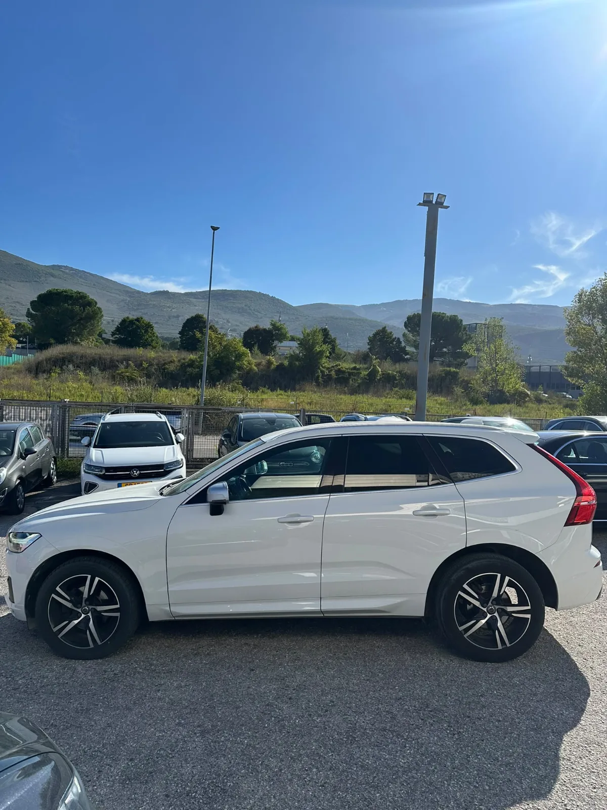 VOLVO XC60 — foto 3