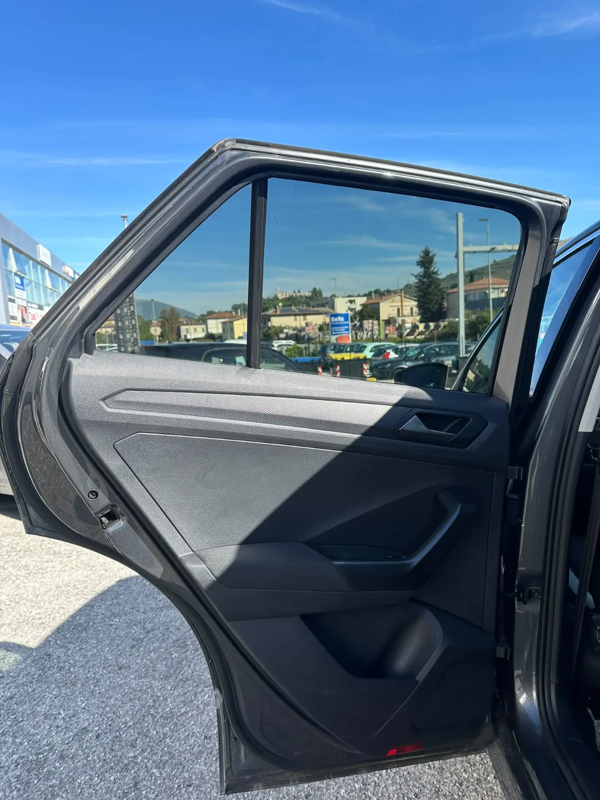 VOLKSWAGEN T-ROCK 1.6 — foto 10