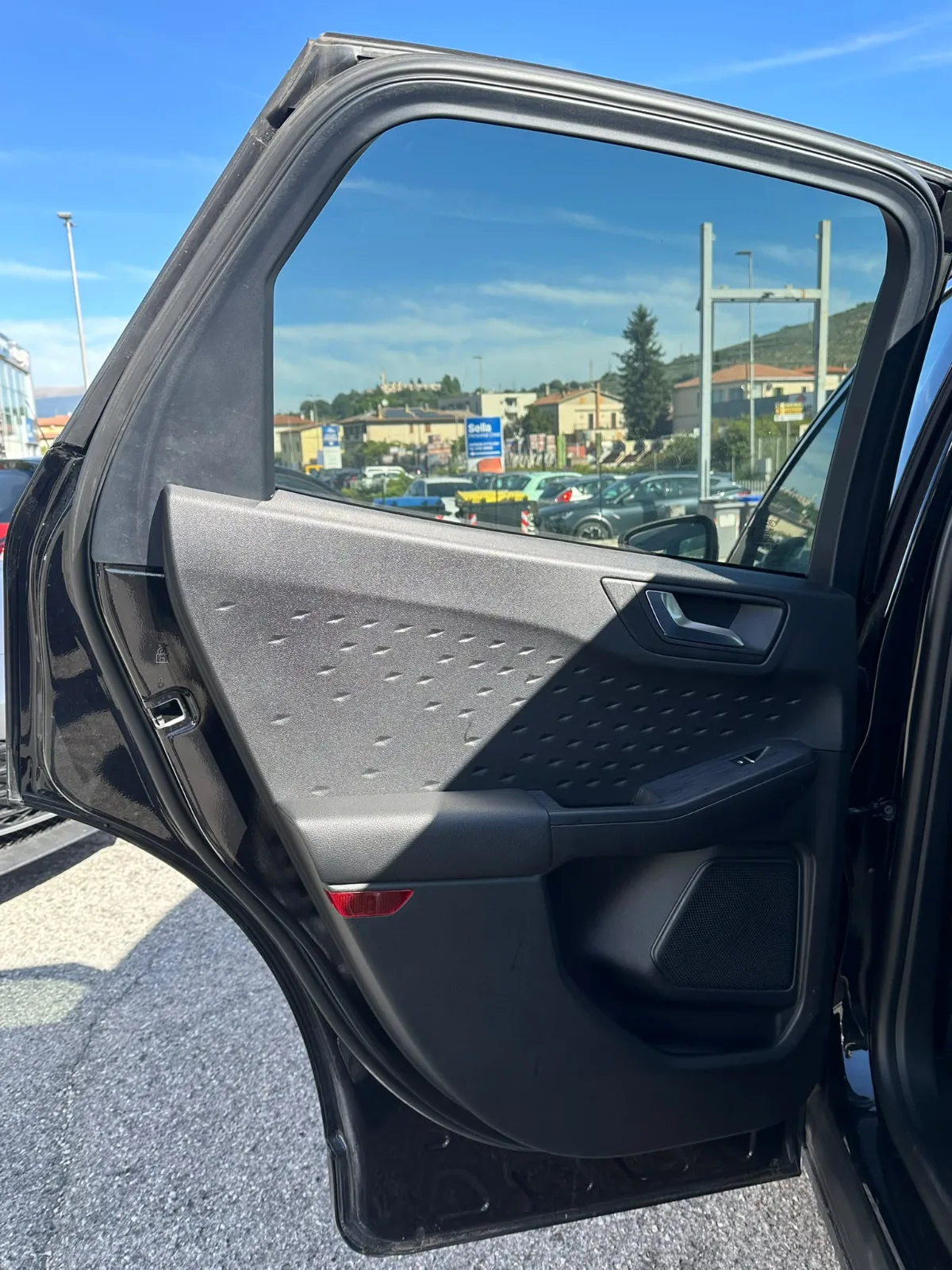 FORD KUGA — foto 11