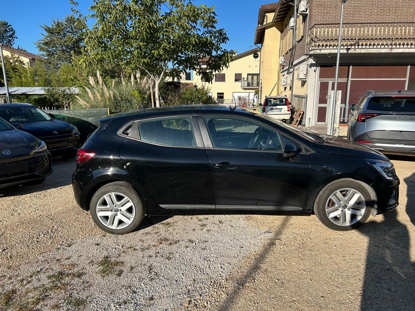 RENAULT CLIO GPL 5 PORTE — foto 3