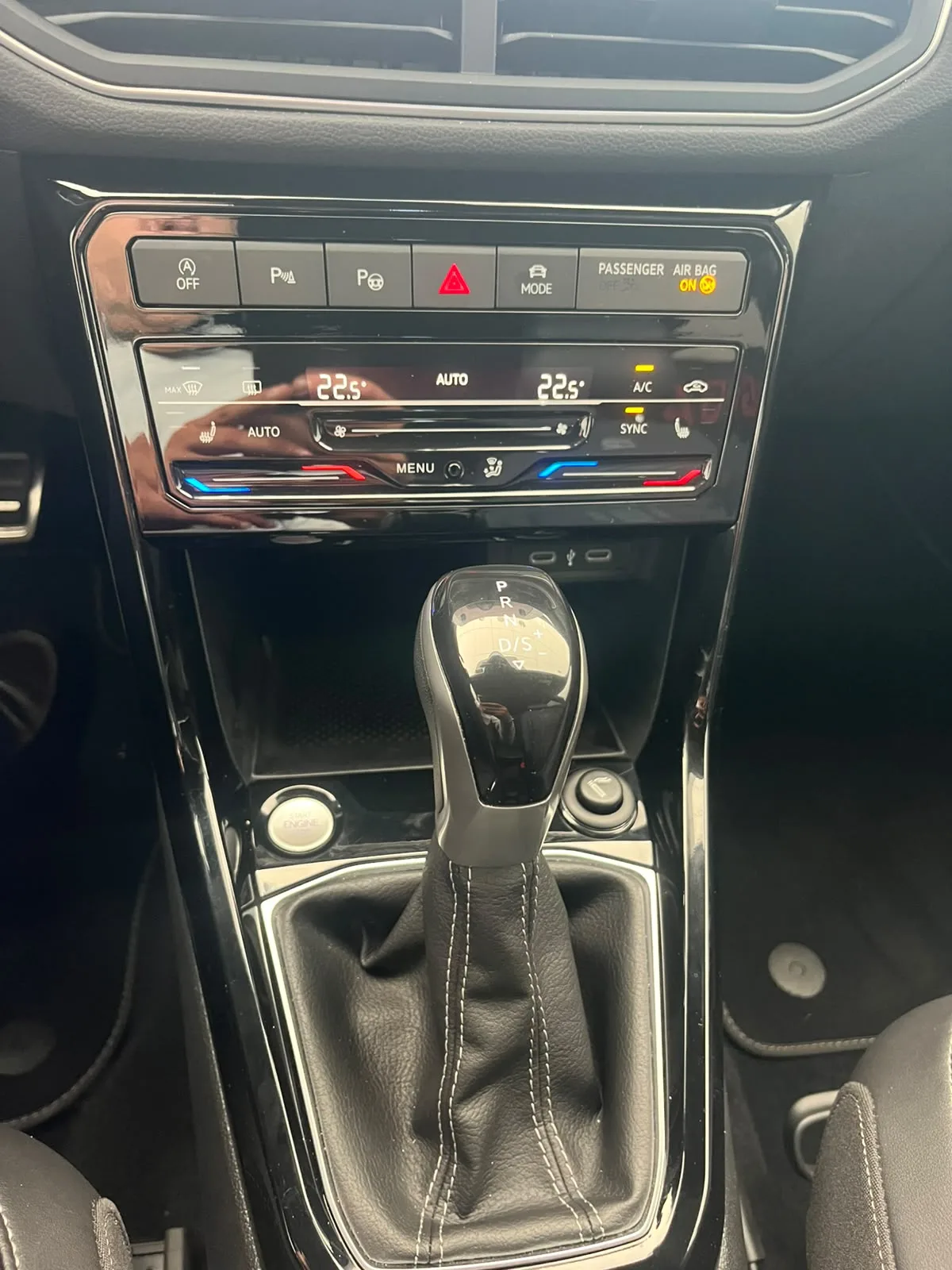 VOLKSWAGEN T-CROSS — foto 11