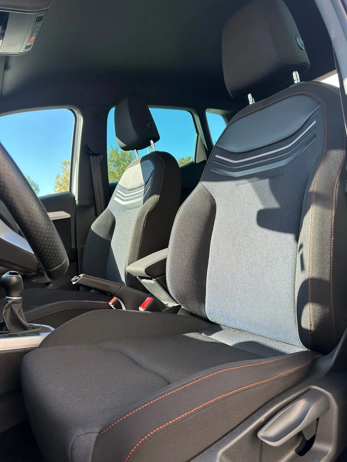 SEAT ARONA 1.0 — foto 9