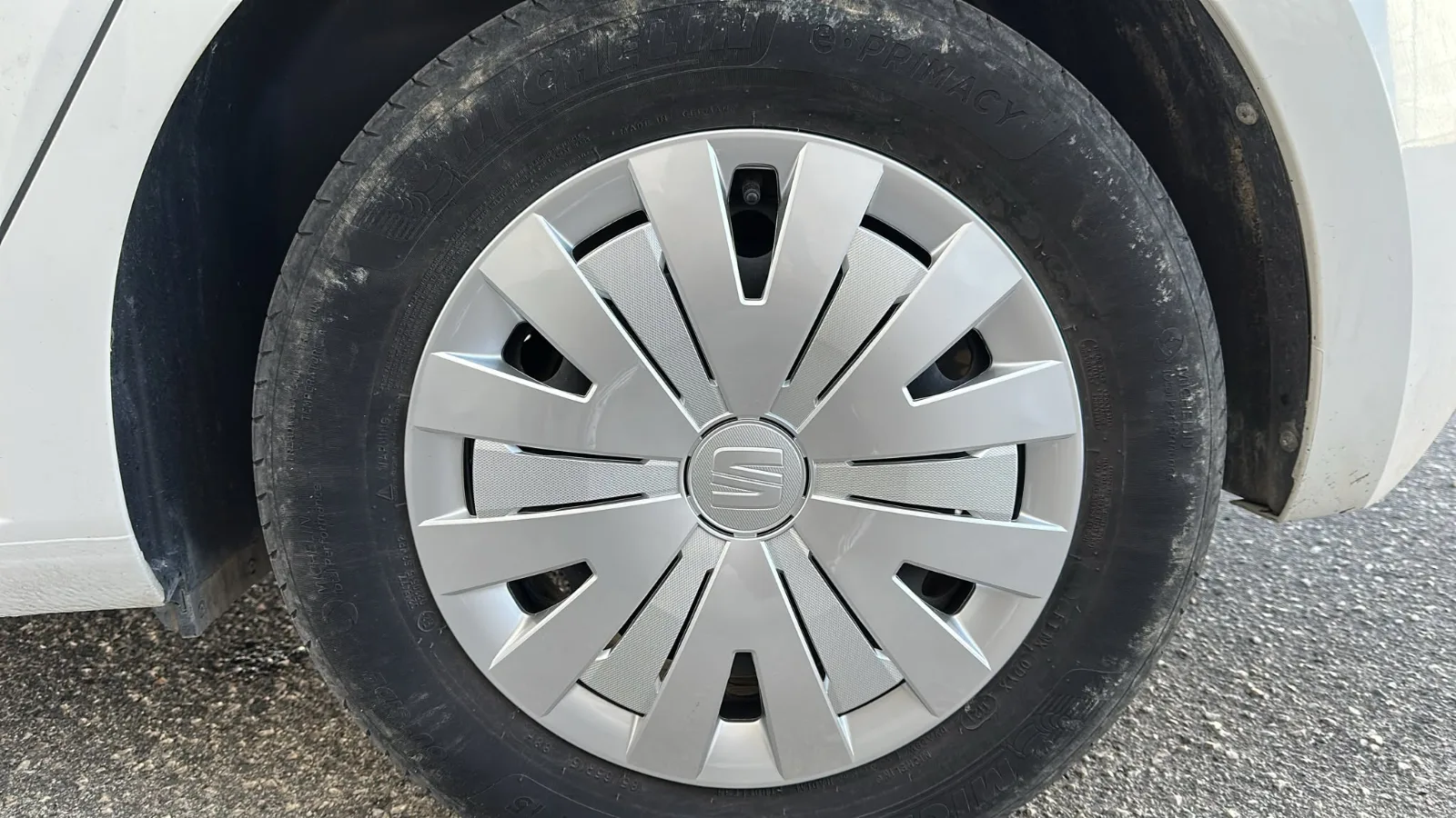 SEAT IBIZA — foto 12