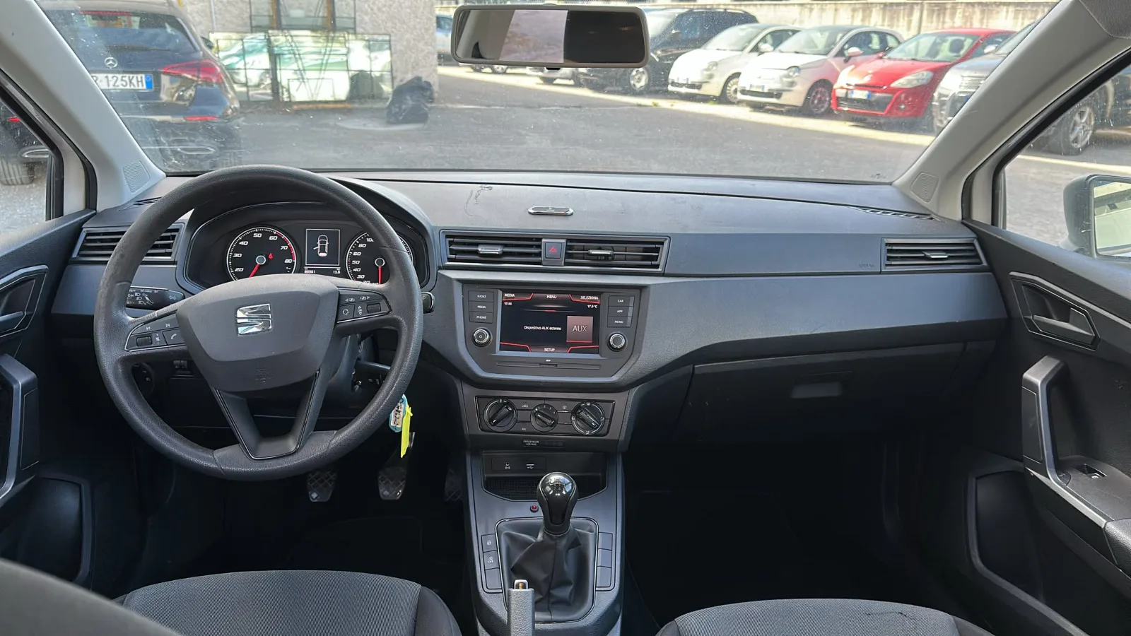 SEAT IBIZA — foto 8