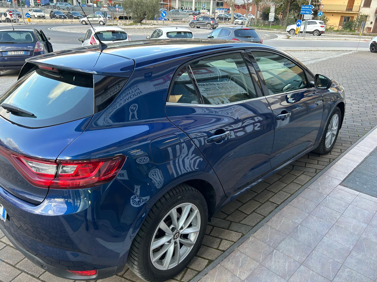 RENAULT MÉGANE 5P BERLINA 1.5 DCI 85KW BLUE BUSINESS — foto 6