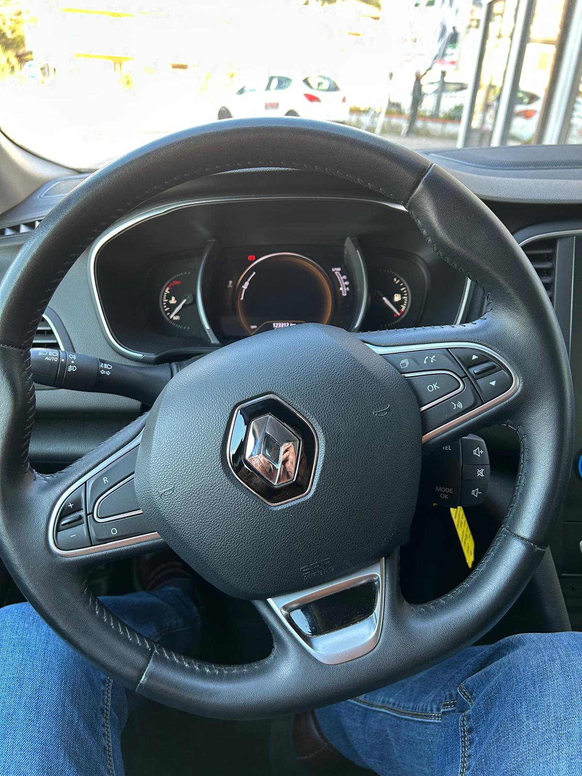 RENAULT MÉGANE 5P BERLINA 1.5 DCI 85KW BLUE BUSINESS — foto 13