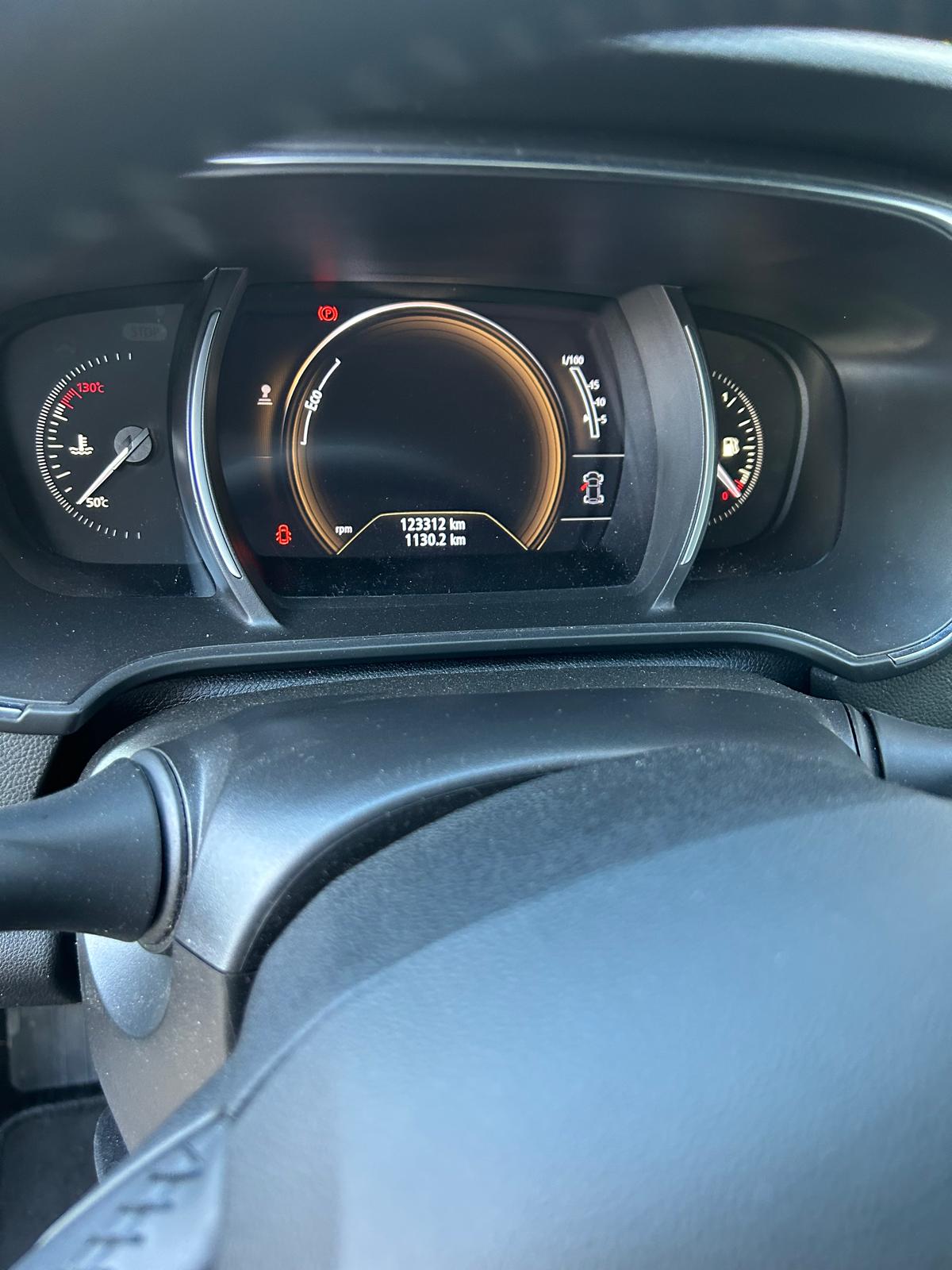 RENAULT MÉGANE 5P BERLINA 1.5 DCI 85KW BLUE BUSINESS — foto 9
