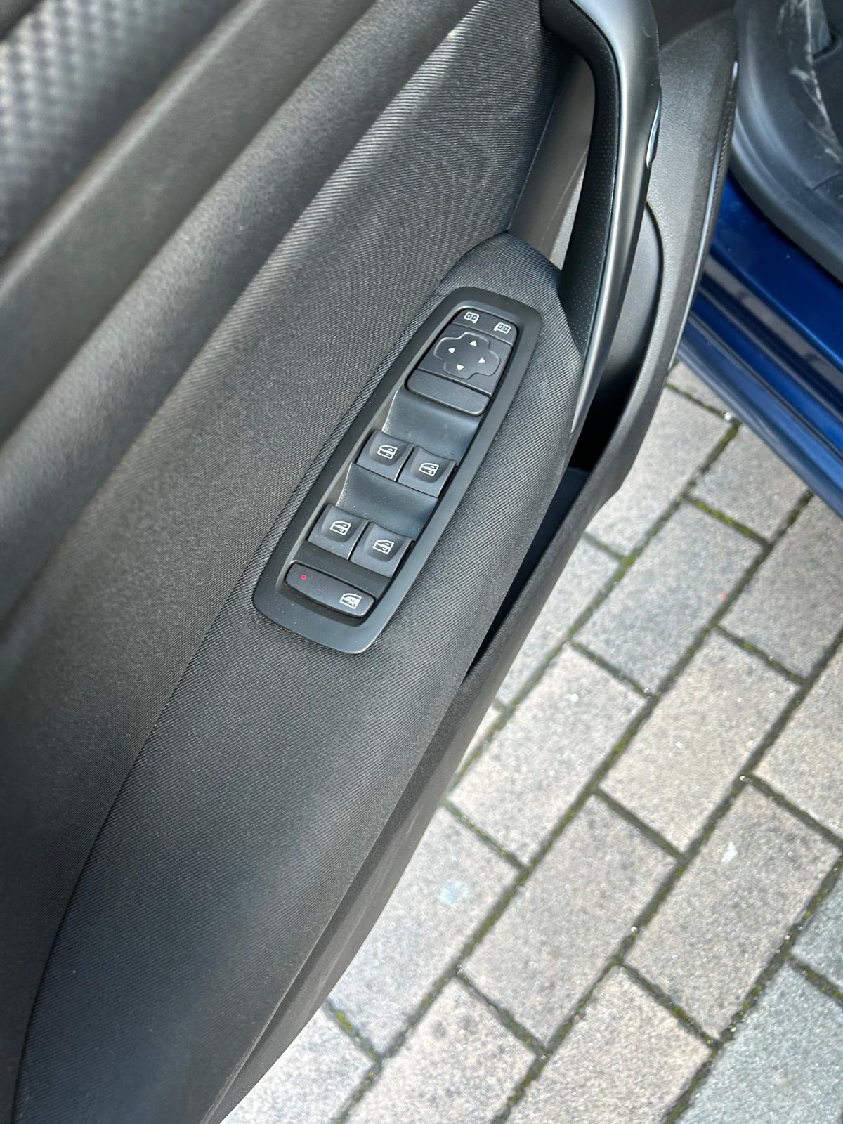 RENAULT MÉGANE 5P BERLINA 1.5 DCI 85KW BLUE BUSINESS — foto 20