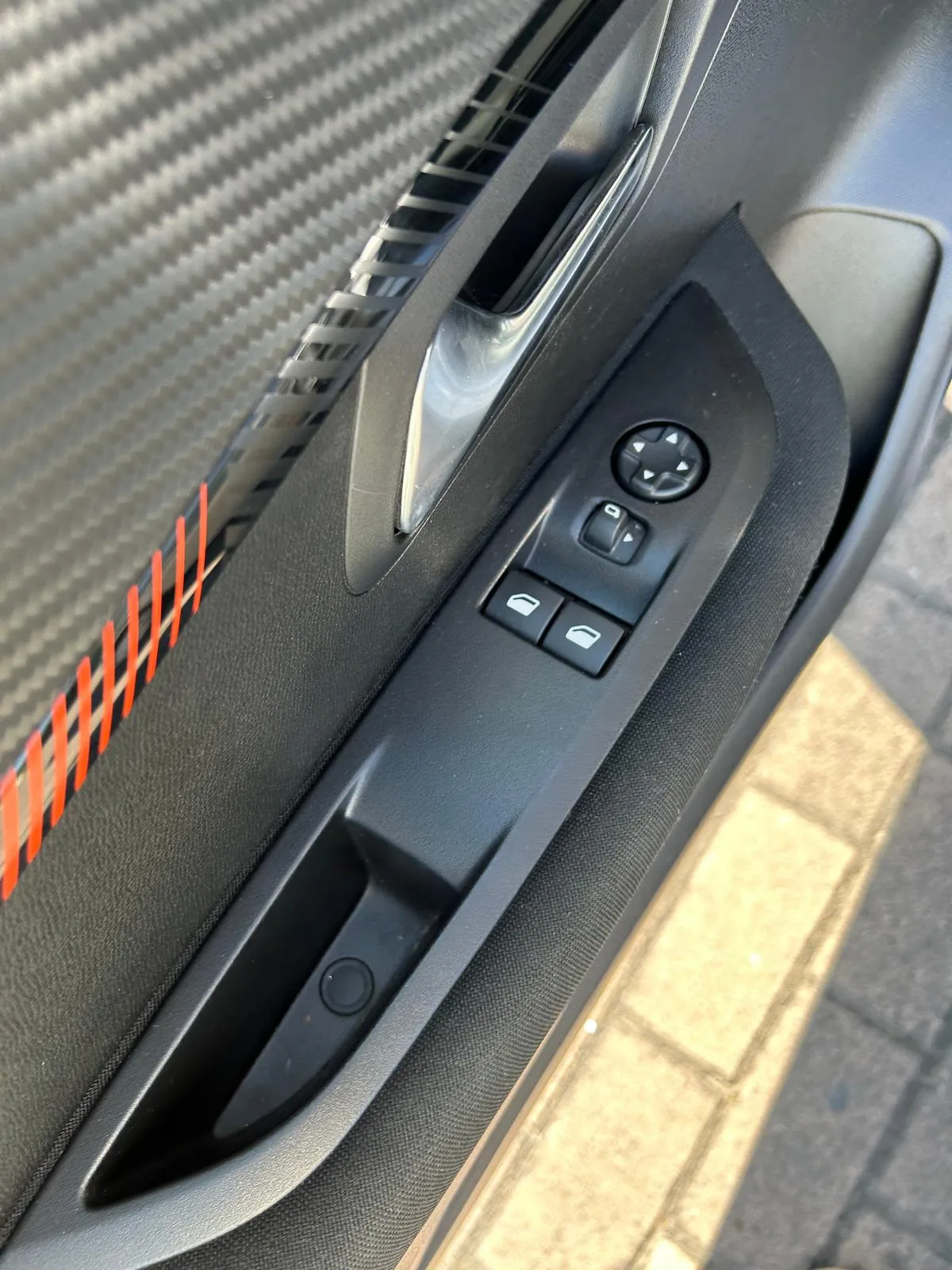 PEUGEOT 208 5P BERLINA ACTIVE BLUEHDI 100 S/S — foto 19