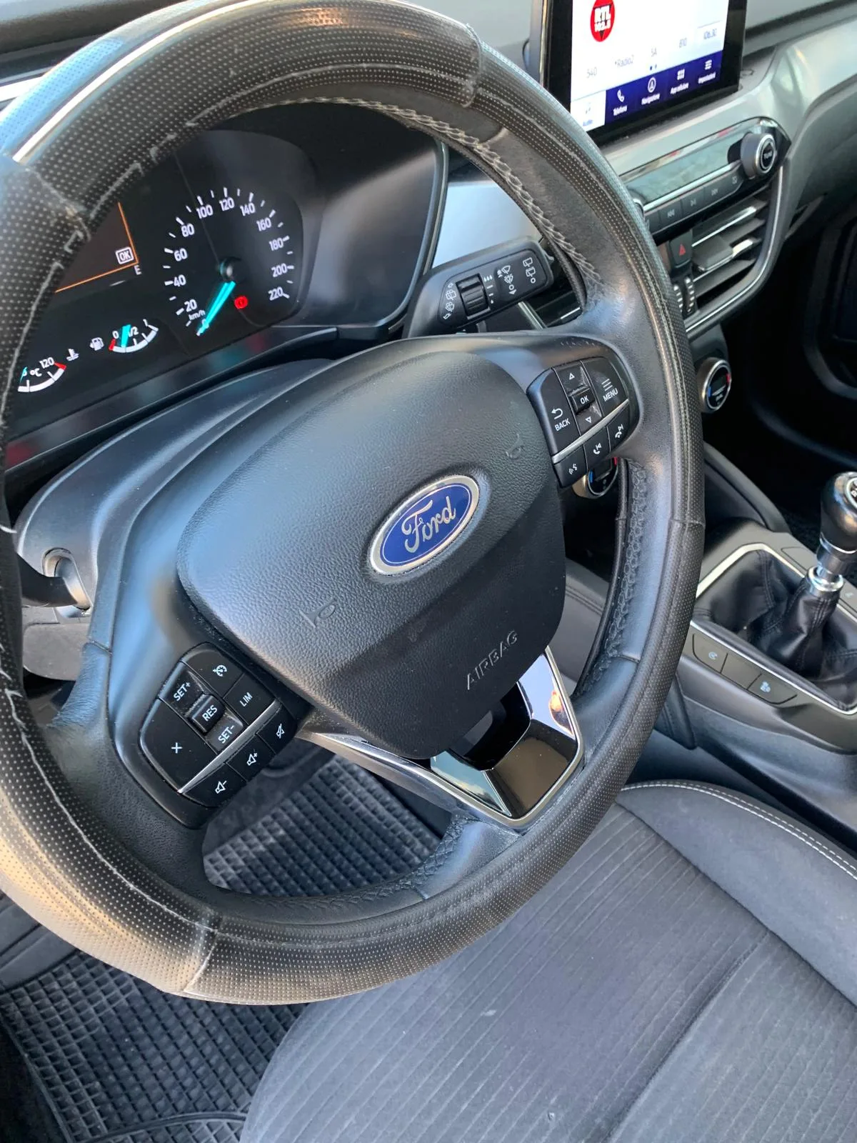 FORD KUGA 1.5 ECOBLUE 120CV 2WD TITANIUM — foto 9