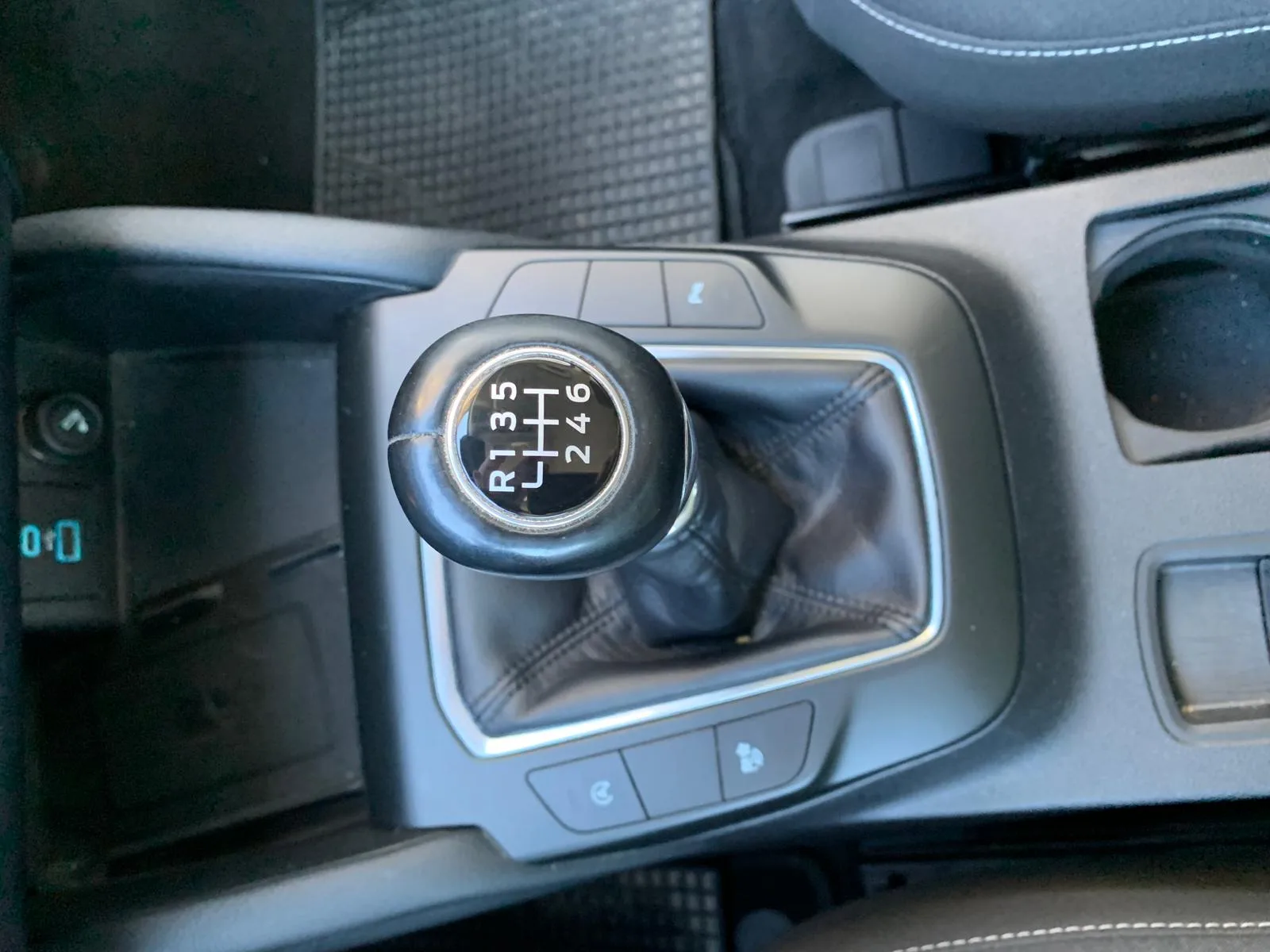 FORD KUGA 1.5 ECOBLUE 120CV 2WD TITANIUM — foto 14