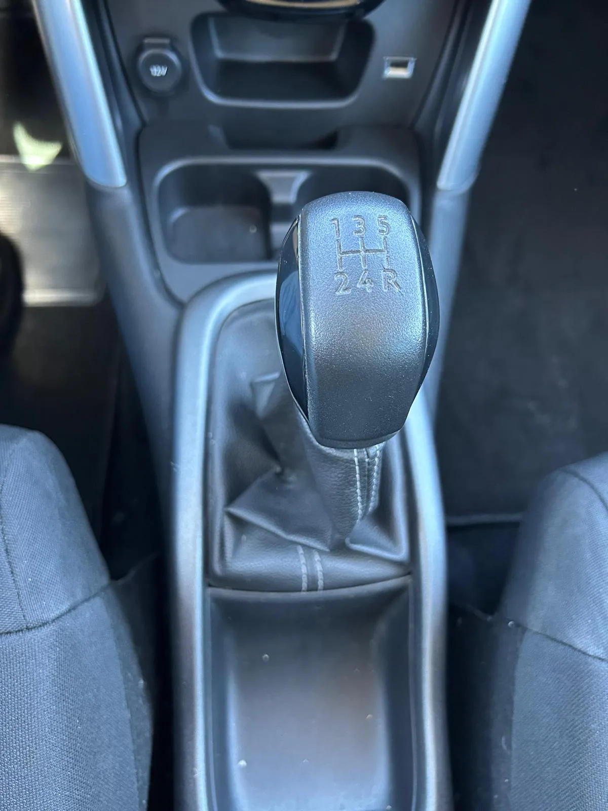 CITROEN C3 AIRCROSS BLUEHDI 100 SHINE — foto 16