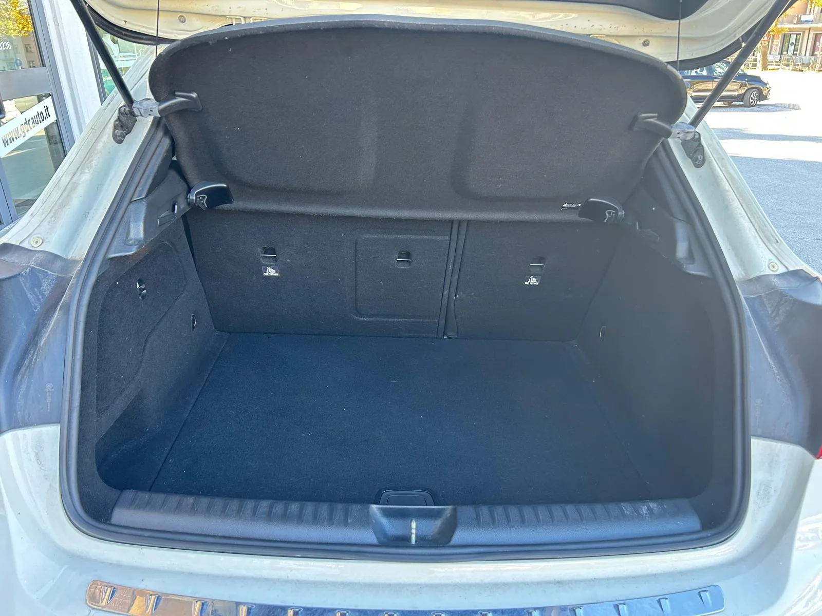 MERCEDES BENZ GLA 200 — foto 5