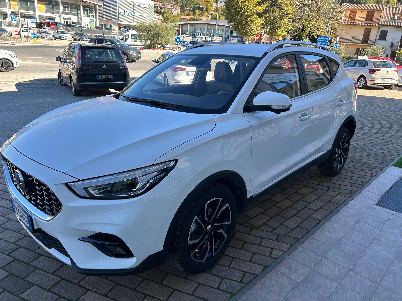 MG ZS 1.5 BENZINA LUXORY