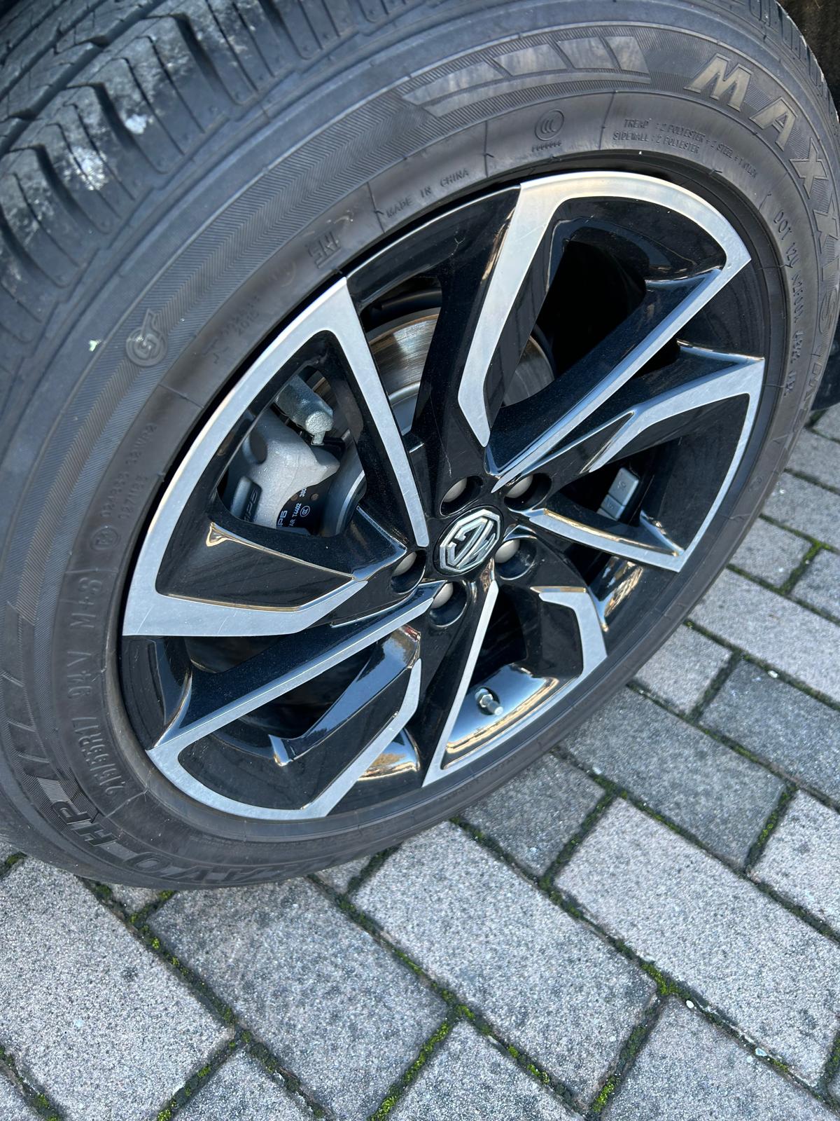 MG ZS 1.5 BENZINA LUXORY — foto 5