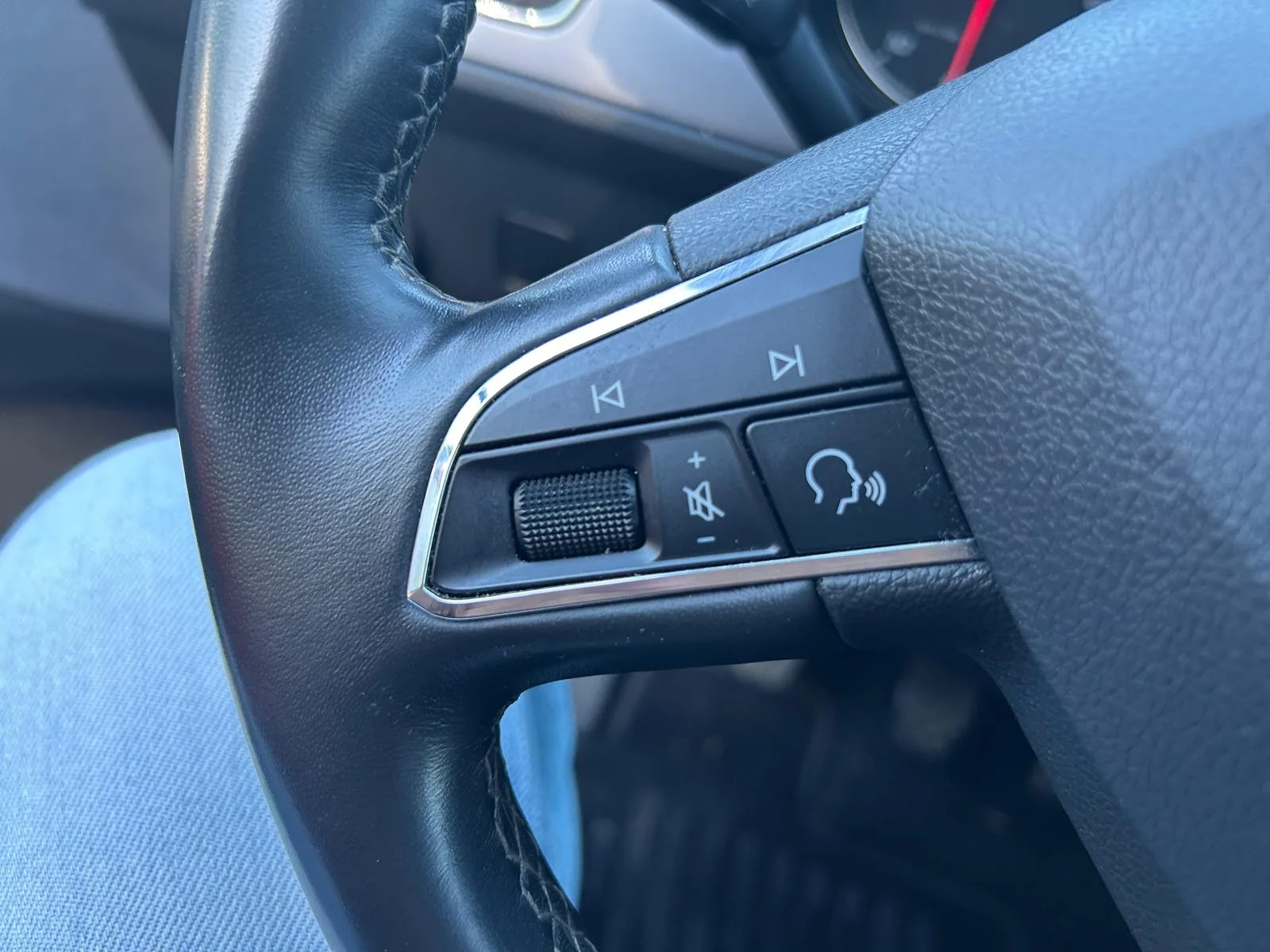 SEAT LEON SW METANO — foto 11