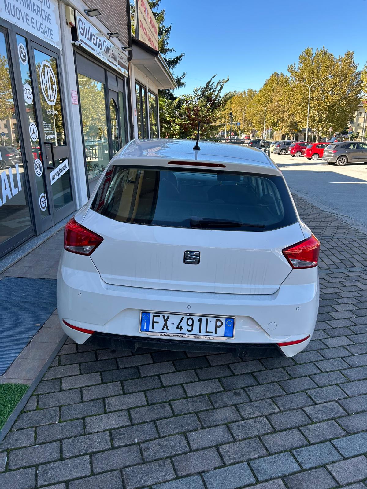 SEAT IBIZA 1.0 METANO — foto 3