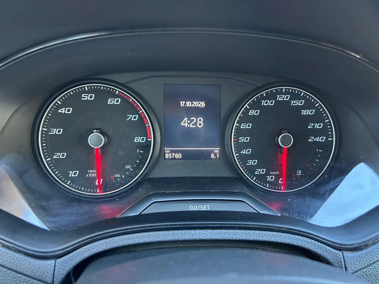 SEAT IBIZA 1.0 METANO — foto 8
