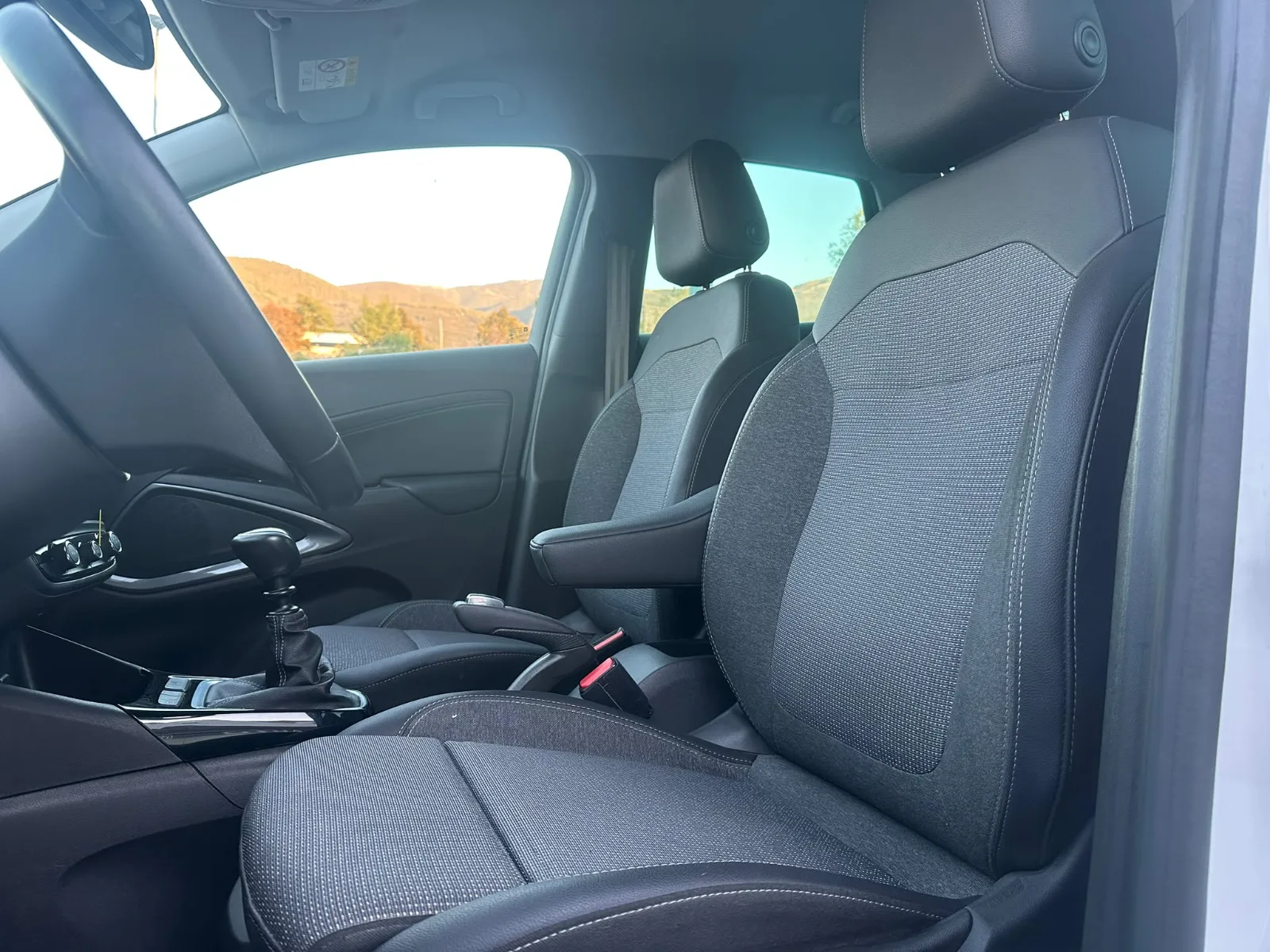 OPEL CEOSSLAND — foto 9