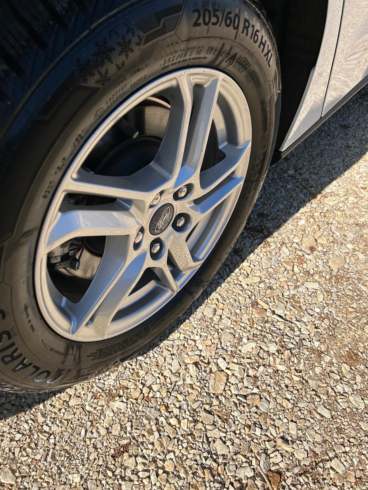 FORD FOCUS SW 1.5 TDS 95 CV — foto 4